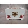 Кутия с автентична българска народна шевица